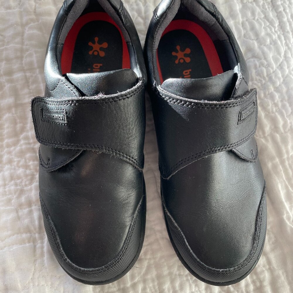 BIOMECHANICS Black Leather Shoes, School Uniform / Special Occasion, Sz 32 /US 1